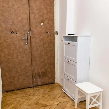 Klapartment Apartment